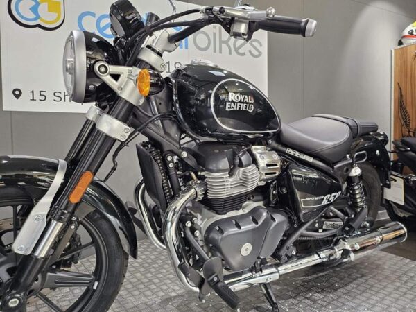 Royal Enfield Super Meteor 650 Astral 2024 Green 17