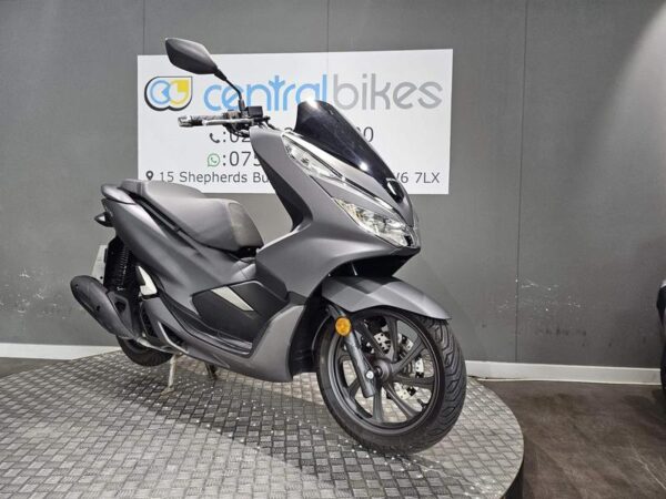 Honda PCX125 125 2020 Grey 2