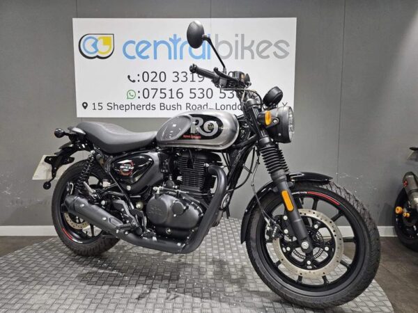 Royal Enfield Hunter 350 2024 Dapper Grey 23