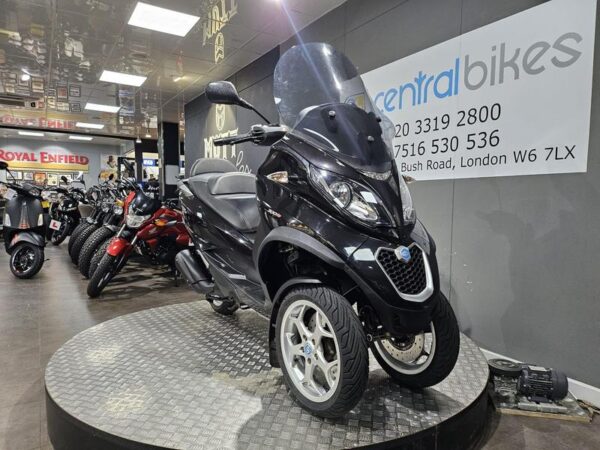 Piaggio MP3 300 LT Business ABS 2017 Black 6