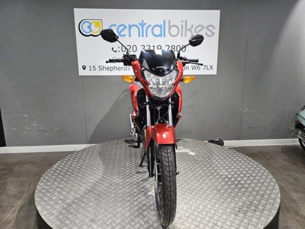 Honda CB125F 125 125 2024 Red 23