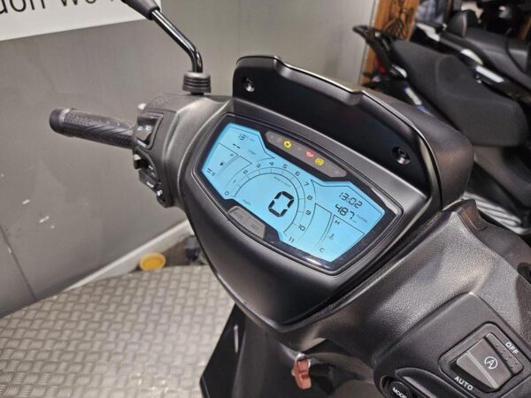 Piaggio Medley 125 125 S CVT Euro 5 2023 Black 7