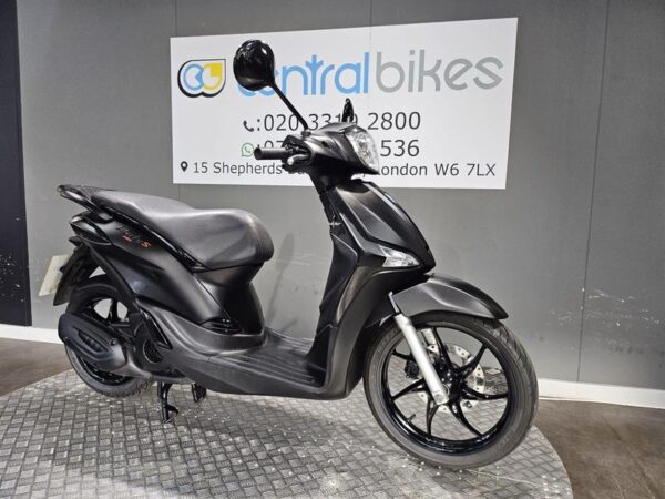 Piaggio Liberty 125 125 S CVT Euro 5 2022 Black 2