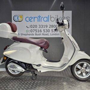 Piaggio Vespa Primavera 50 2T CVT 2016 White