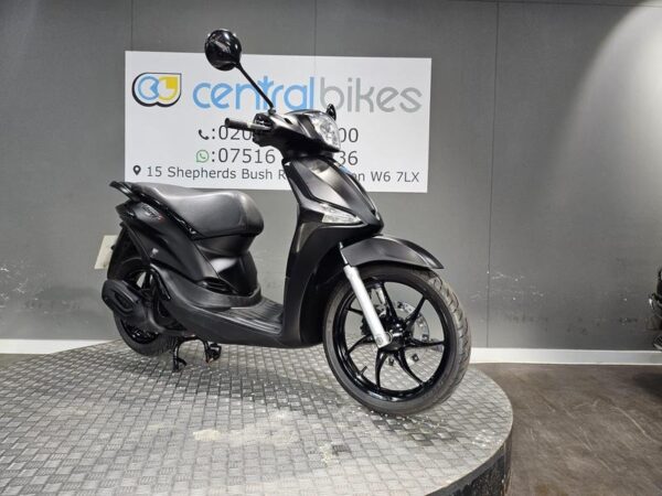 Piaggio Liberty 125 125 S CVT Euro 5 2022 Black 33