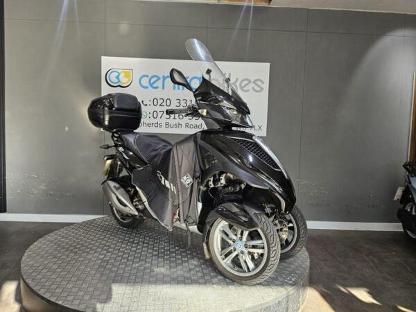 Piaggio MP3 300 300 Yourban LT 2017 Black 26