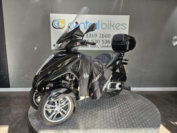 Piaggio MP3 300 300 Yourban LT 2017 Black 21