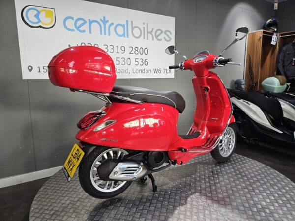 Piaggio Vespa Sprint 125 125 CVT 2014 Red 8