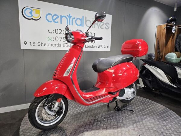 Piaggio Vespa Sprint 125 125 CVT 2014 Red 18