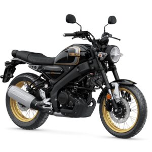 Yamaha 2024 XSR 125 Legacy A sleek black Yamaha motorcycle with gold rims and a modern design, featuring a round headlight, a comfortable seat, and a stylish exhaust.