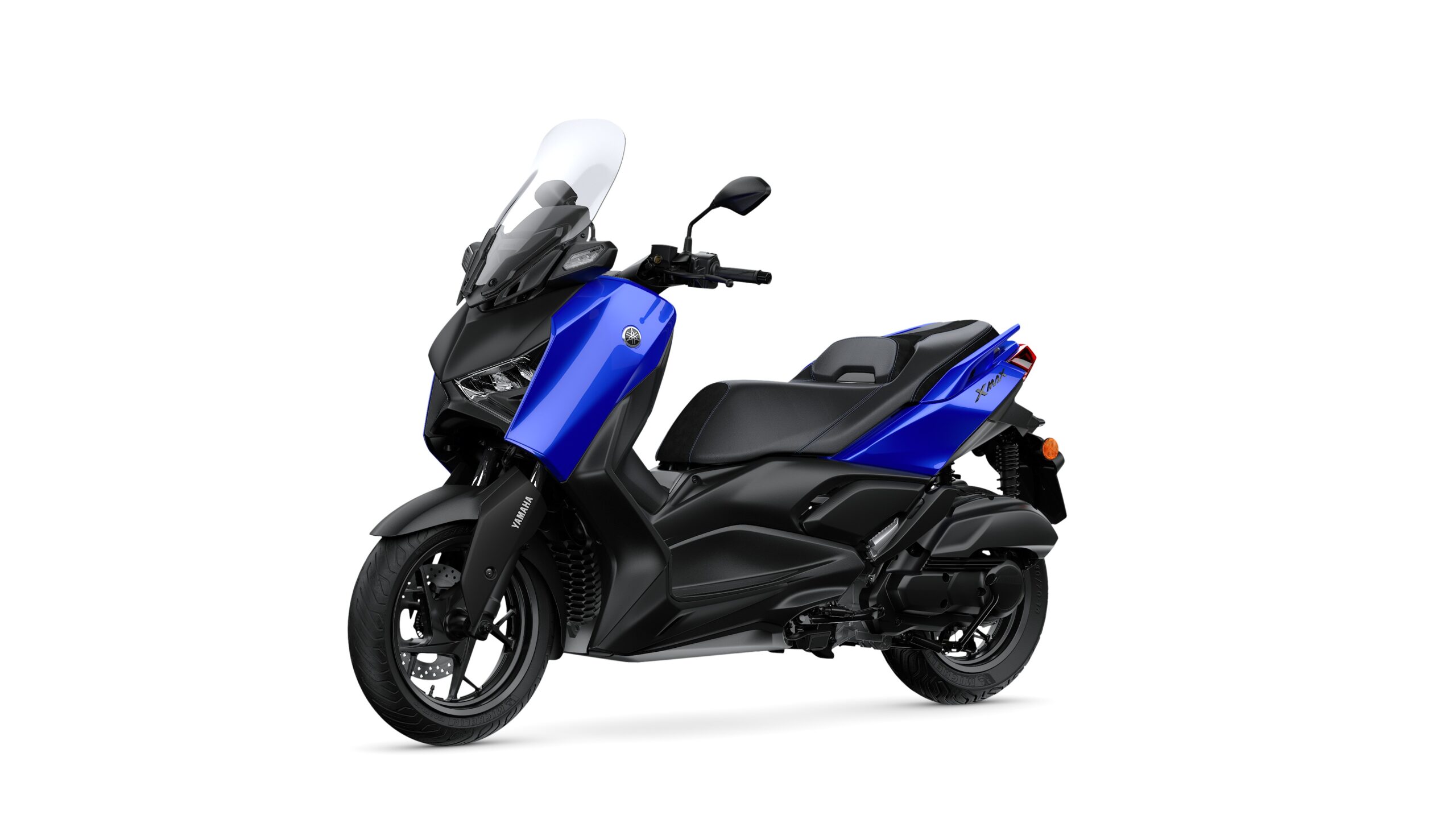Yamaha 2026 XMAX 125 Icon Blue Lateral Left A blue and black scooter with a windshield, sleek design, and a low seat, positioned on a white background.