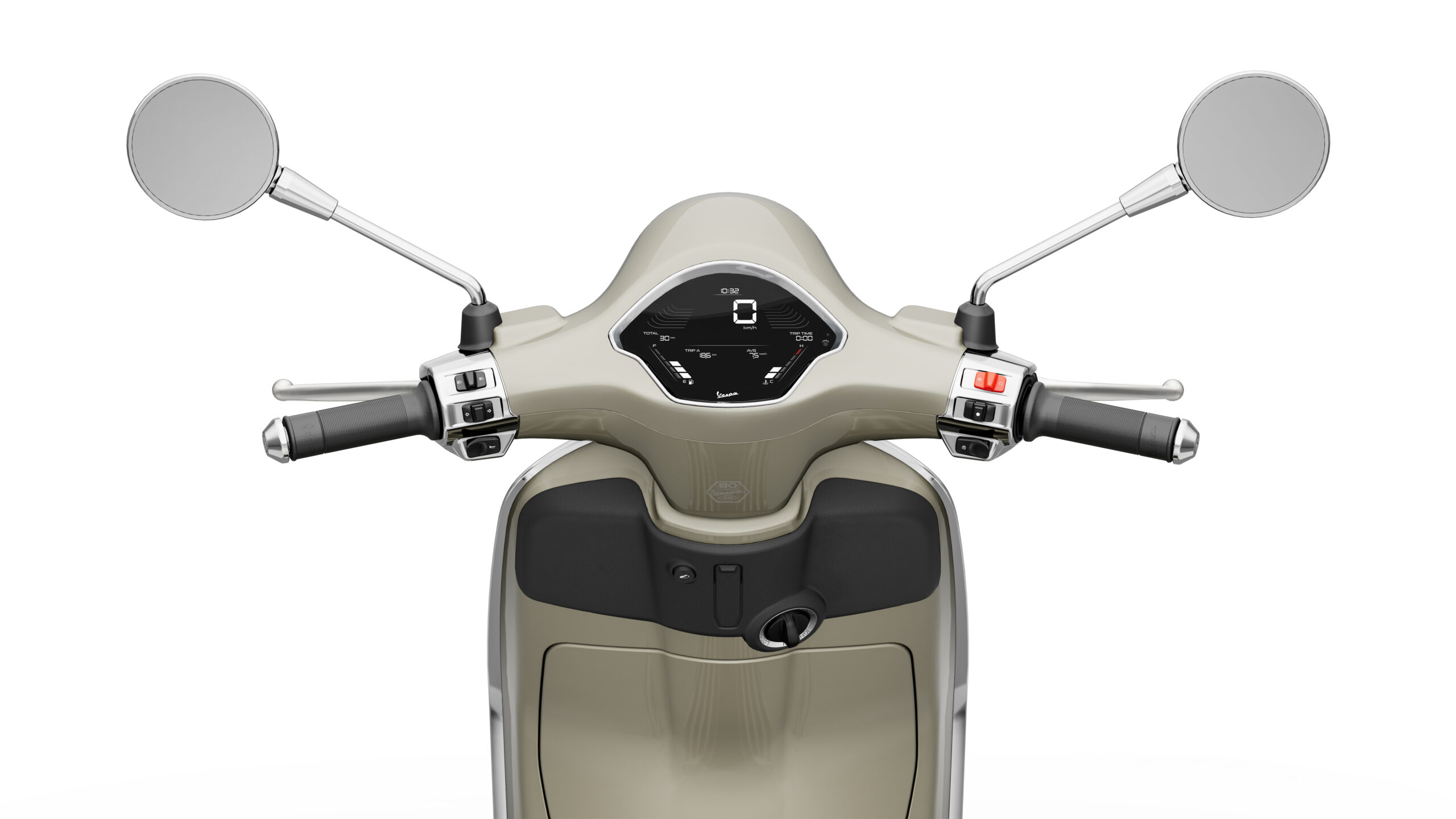 Primavera 125 2026 Beige Avvolgente Dash Close-up view of the handlebars of a scooter, featuring round mirrors, a digital display in the center, and control levers on both sides. The scooter has a light beige color with a sleek design.