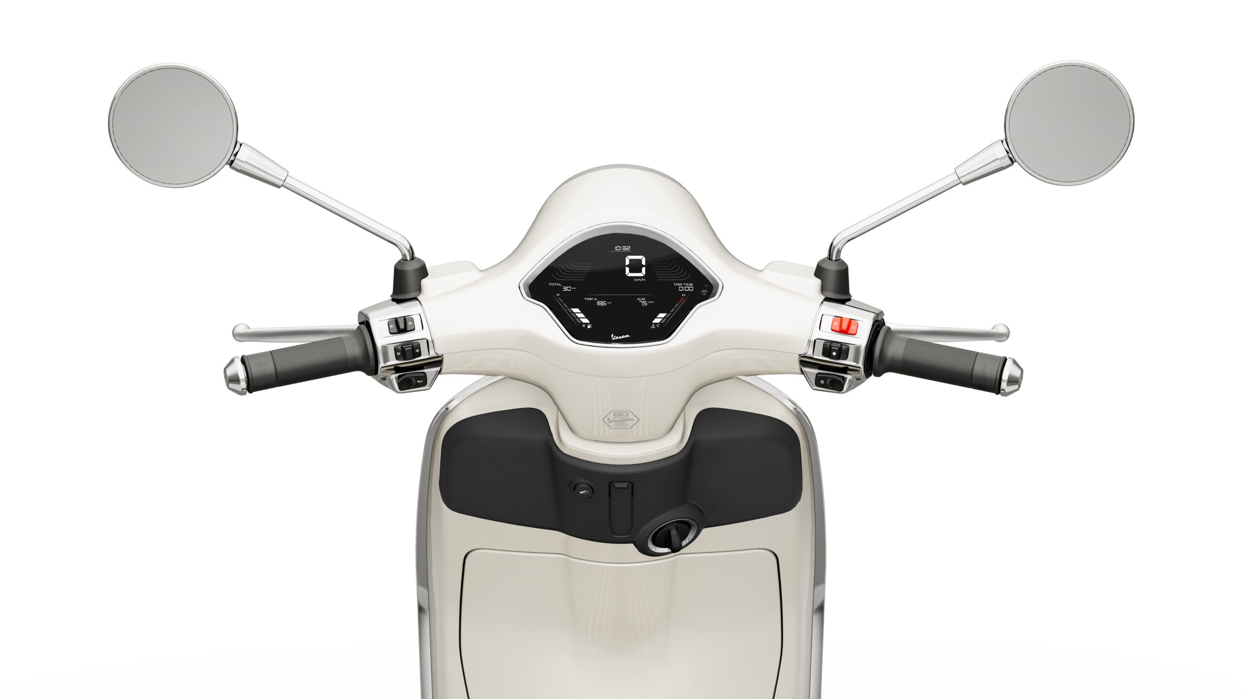 Primavera 125 2026 Bianco Innocente Dash Close-up view of a scooter's handlebars, featuring two mirrors, a digital dashboard in the center displaying speed, and controls on either side, set against a plain white background.
