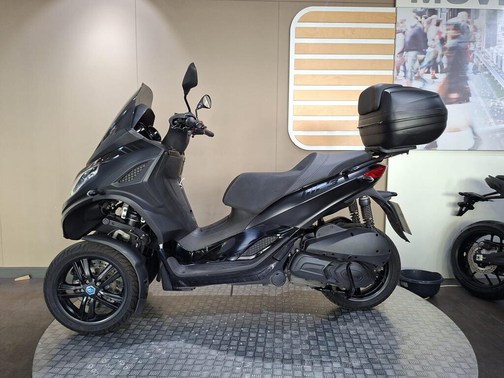Piaggio MP3 300 2024 14