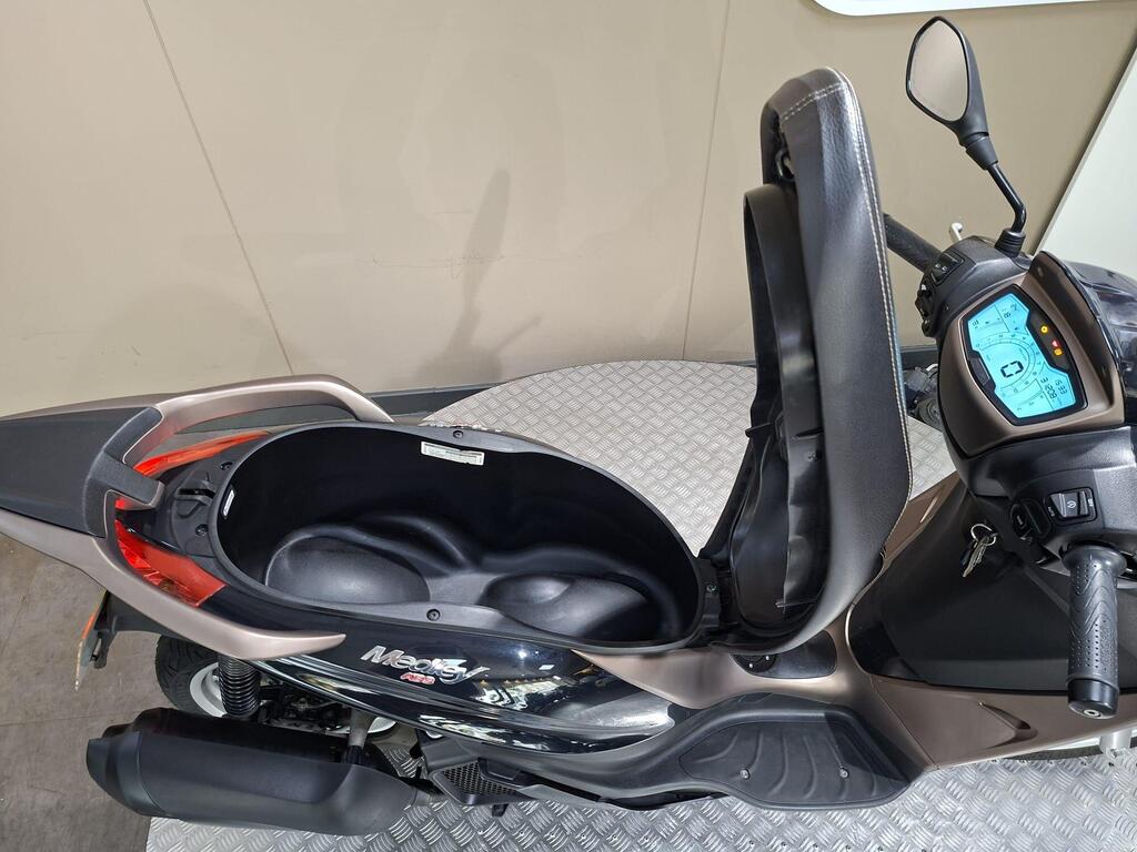 Piaggio Medley 125 2020 10