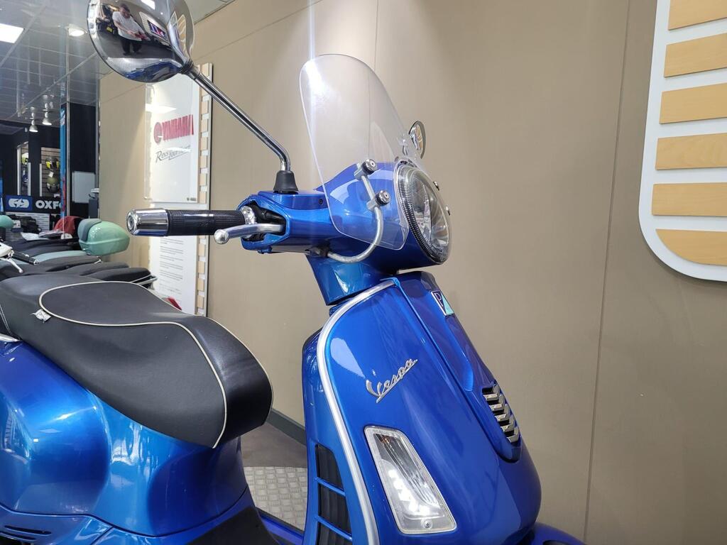 Vespa GTS 125 2014 21