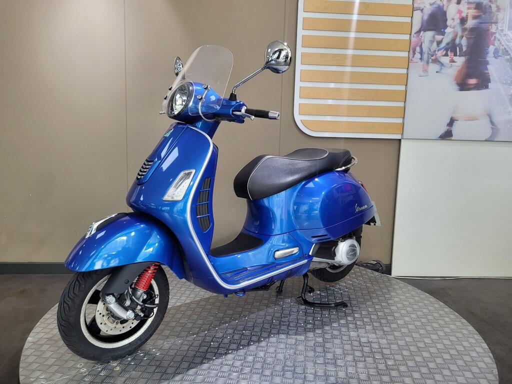 Vespa GTS 125 2014 7