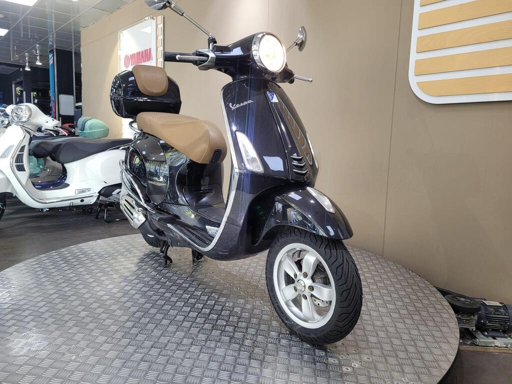 Vespa Primavera 125 2017 14