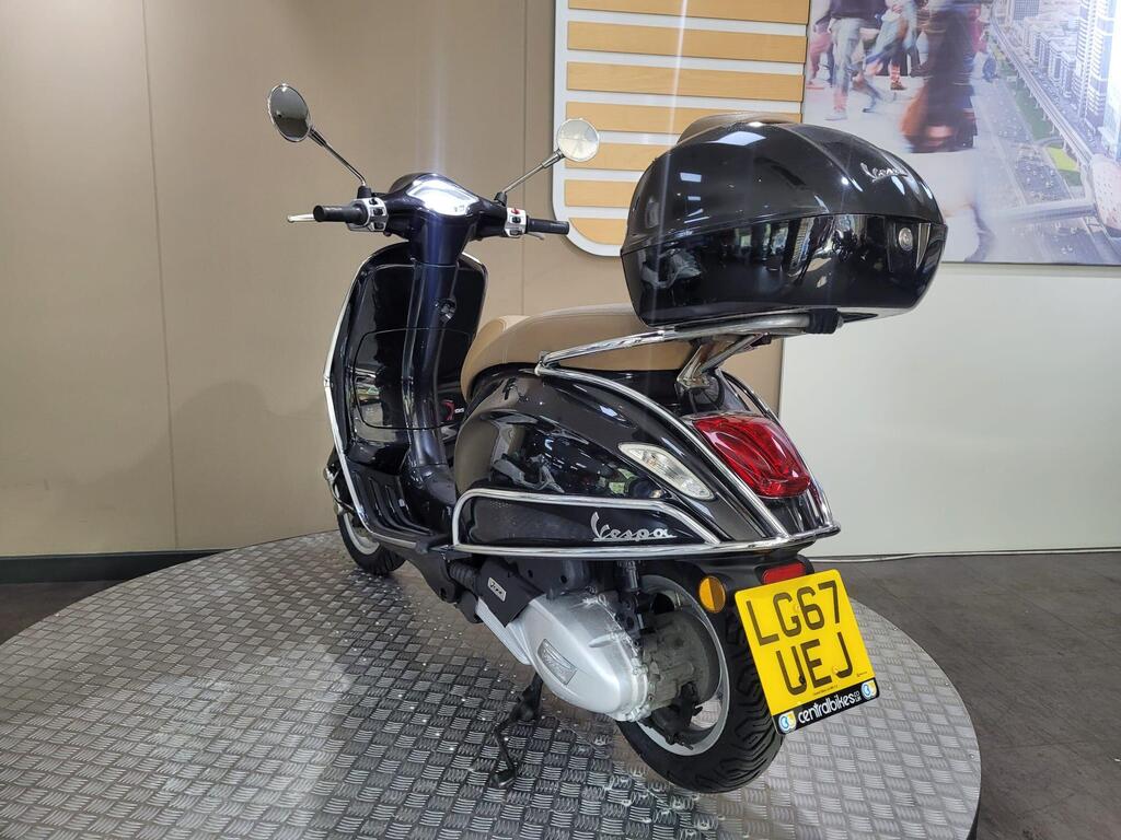 Vespa Primavera 125 2017 15