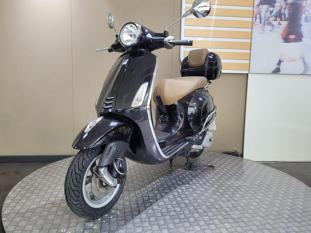 Vespa Primavera 125 2017 6