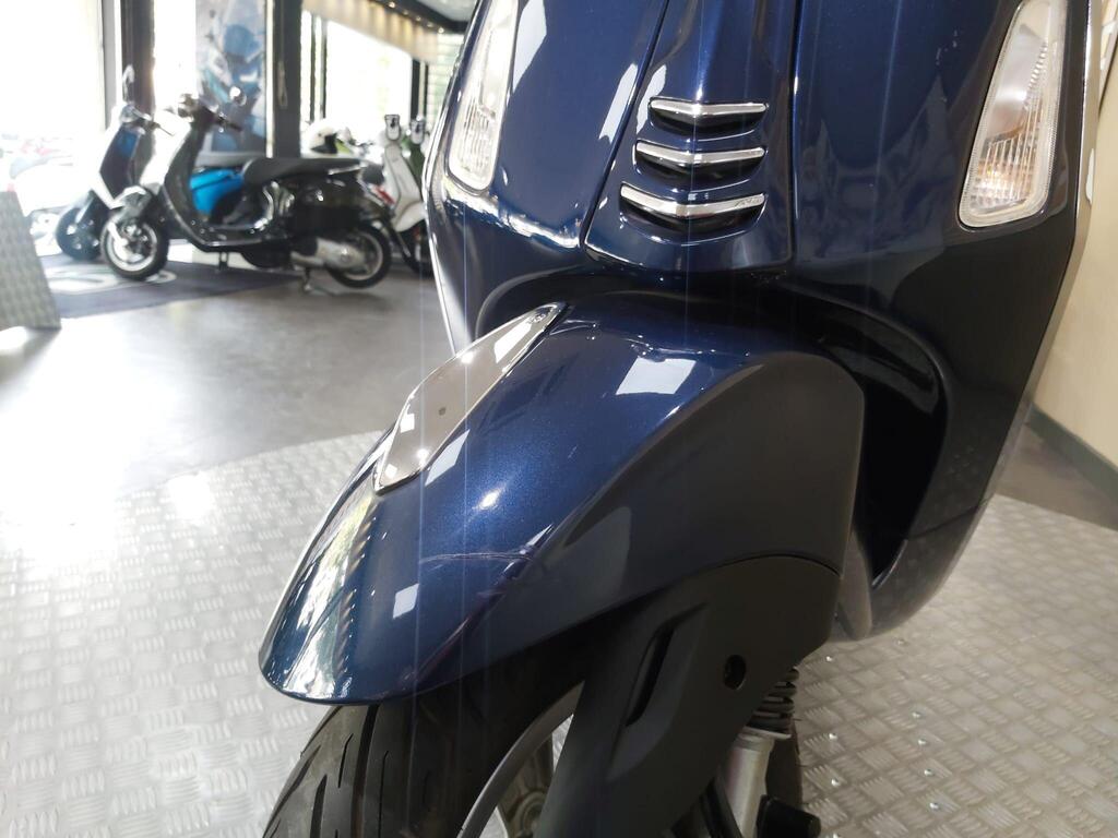 Vespa Primavera 50 2014 12