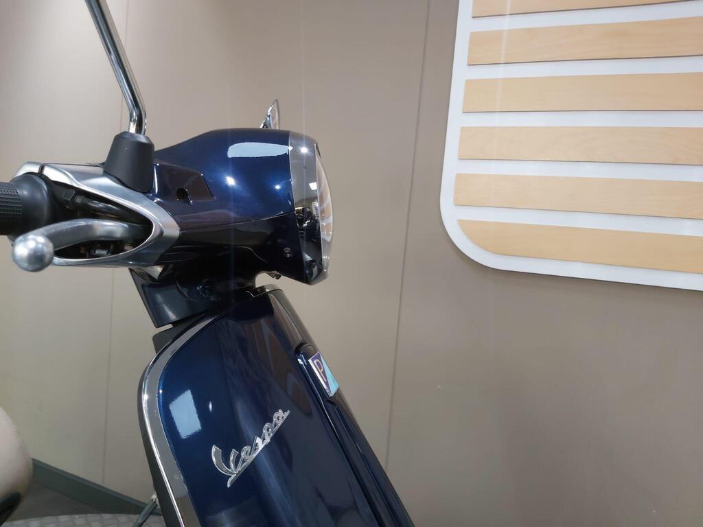 Vespa Primavera 50 2014 5