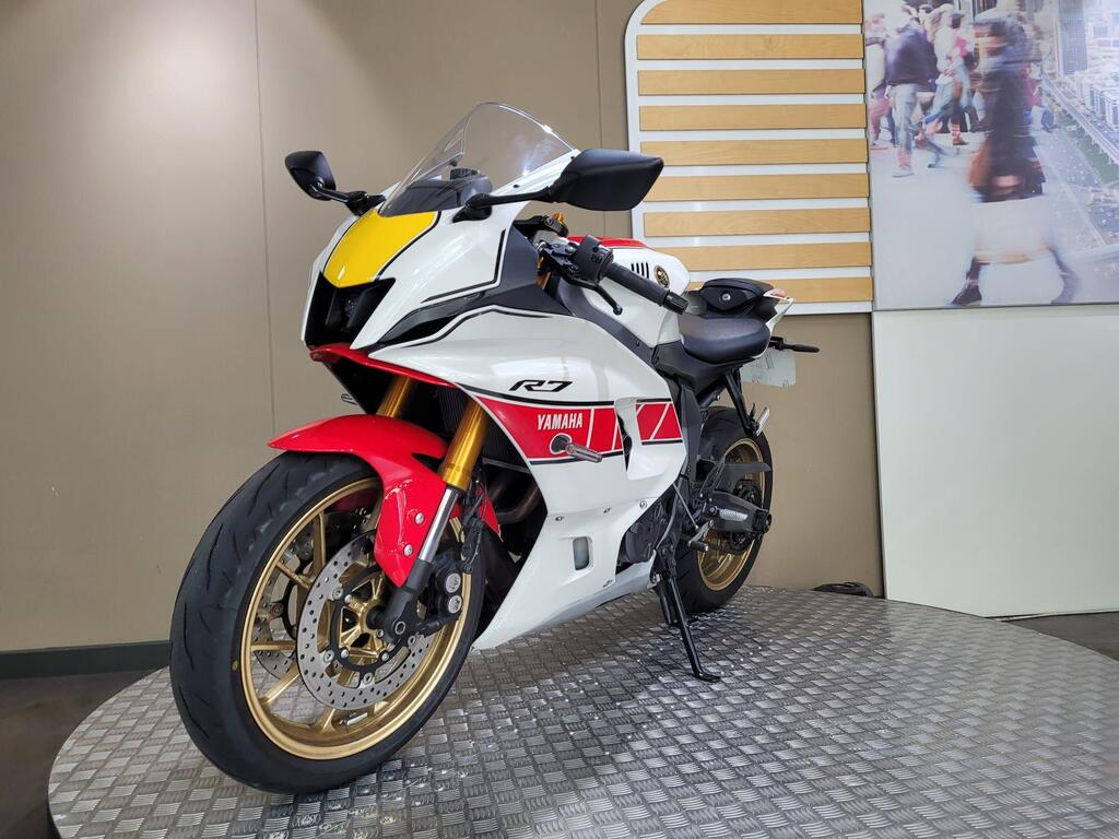 Yamaha R7 2023 6