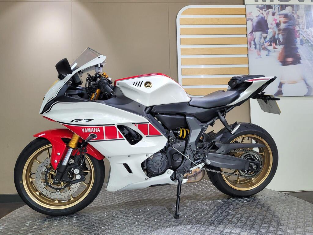 Yamaha R7 2023 8