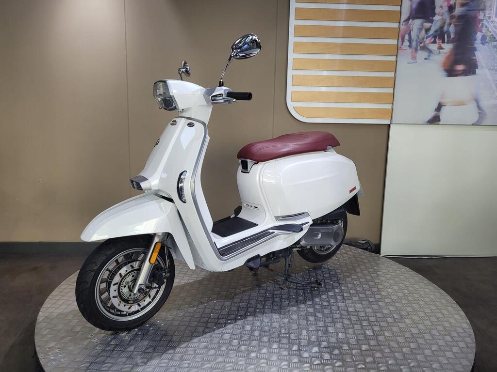 Lambretta v50 Special 2024 10