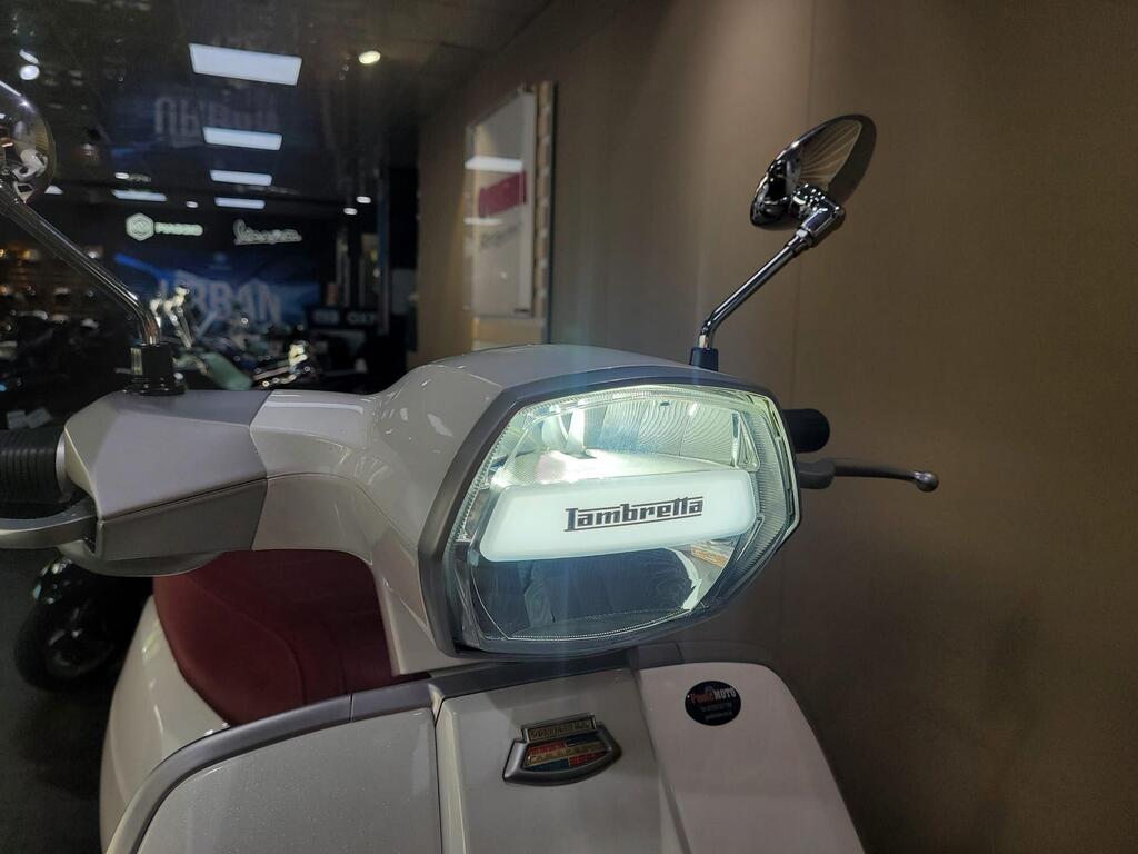 Lambretta v50 Special 2024 15