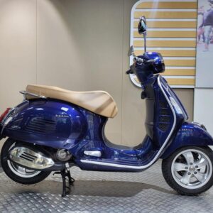 Vespa GTS 300 2022